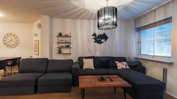 1 bedroom, laptop workspace, free WiFi, bed sheets