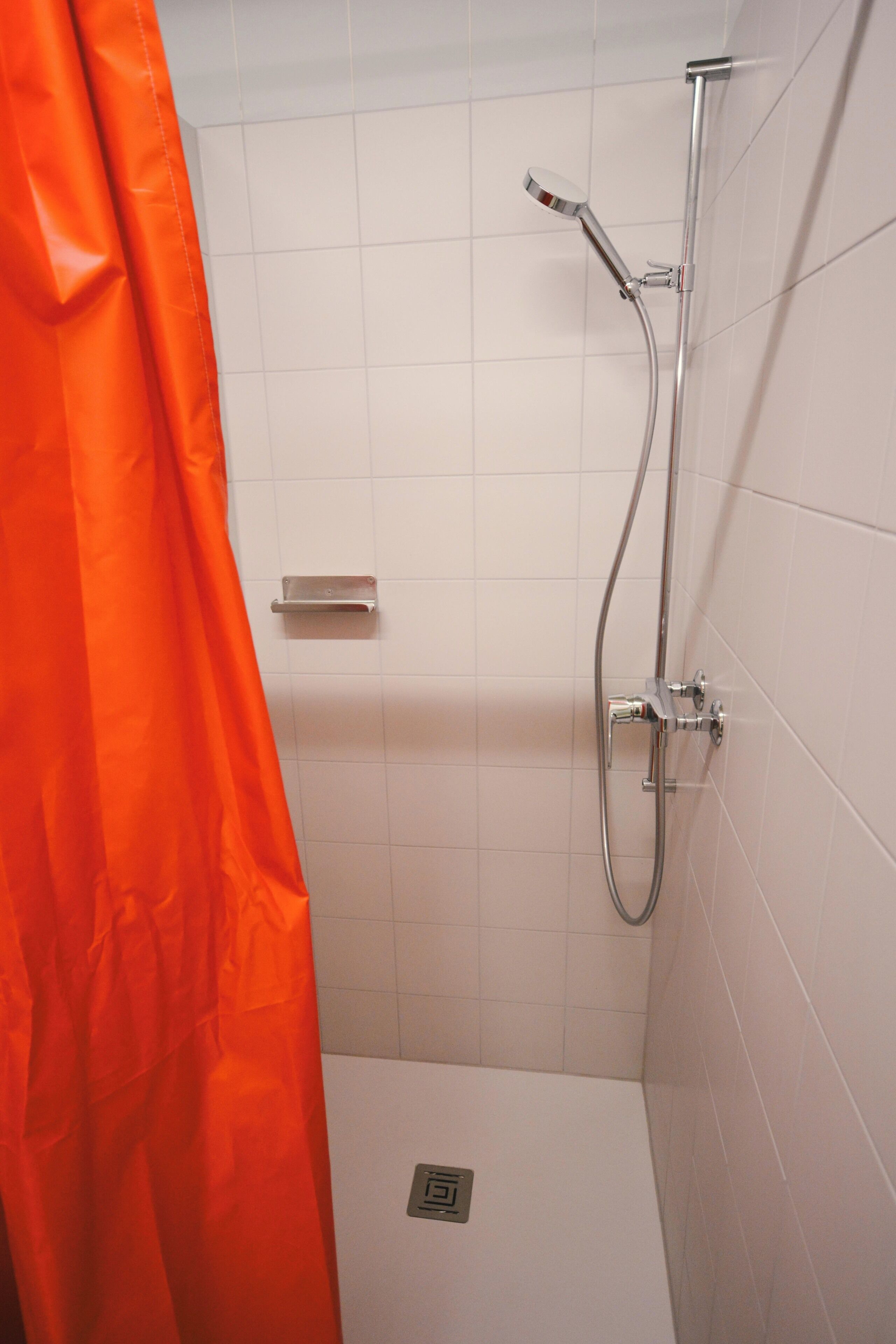 Douche, papier toilette