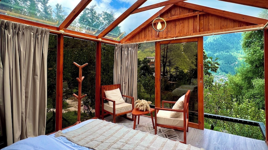 Glass Cabins & Cafe by Urban Monk