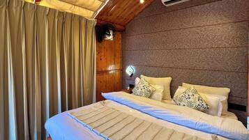 Luksus-hytte - bjergudsigt | 1 soveværelse, egyptiske bomuldslagner, premium-sengetøj, skrivebord