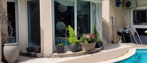 Bagian depan properti