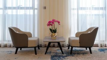 Egyptian cotton sheets, premium bedding, pillowtop beds, minibar