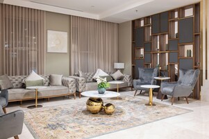 Sala de estar en el lobby