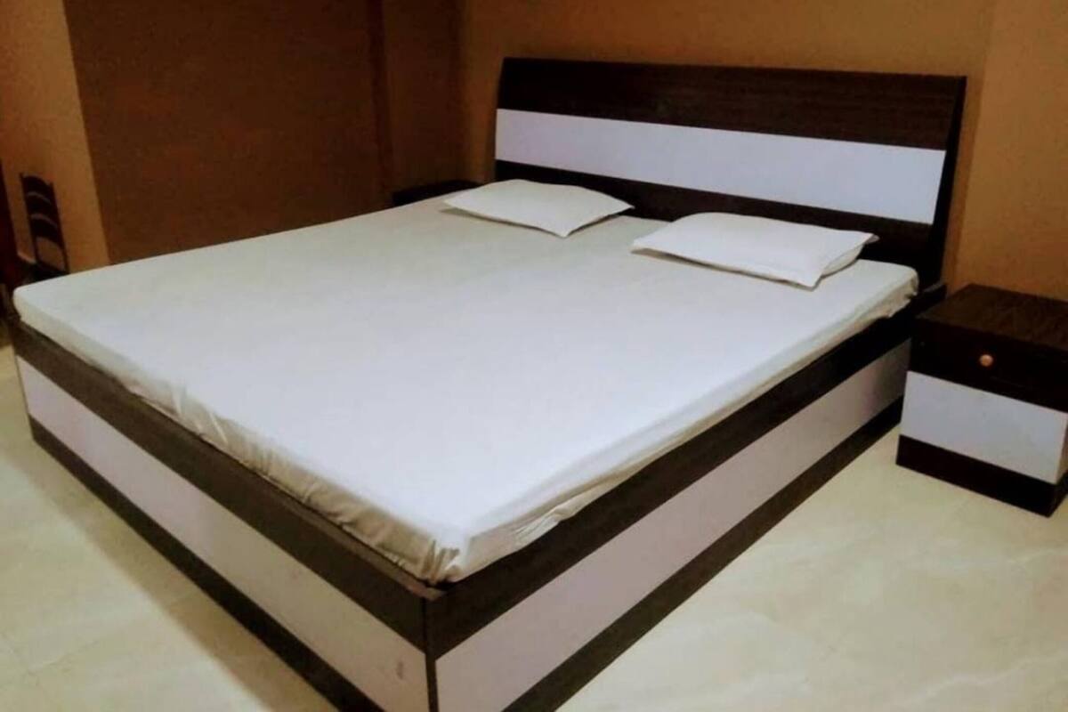 Deluxe tweepersoonskamer, meerdere slaapkamers, uitzicht op stad | Geluiddichte muren, gratis wifi, beddengoed