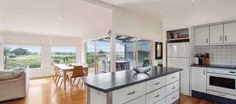 Range View House 23 Bristow Smith Ave Goolwa South