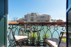 Property grounds - Warm and Inviting Canal-Side Retreat in San Marco, Venice (Venezia)