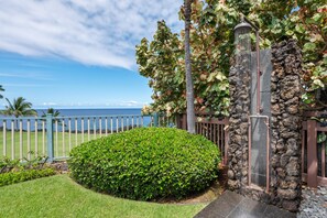 House, 3 Bedrooms | Property grounds