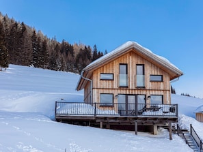 Chalet | Exterior