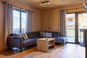 Chalet | Living room - Chalet in Hohentauern Near Ski Slopes (Hohentauern)