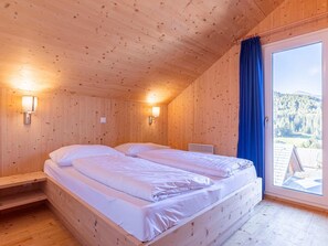 Chalet | 4 makuuhuonetta, yksilöllisesti kalustettu, vuodevaatteet