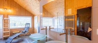Majestic Chalet With Sauna and Whirlpool