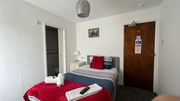 1 bedroom, WiFi, bed sheets