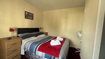 1 bedroom, WiFi, bed sheets