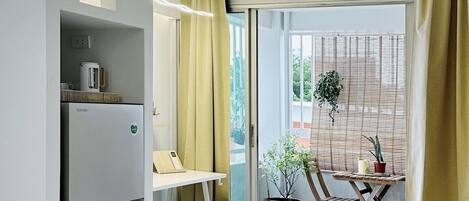 Chambre Double, 1 très grand lit, non-fumeur, salle de bains privée