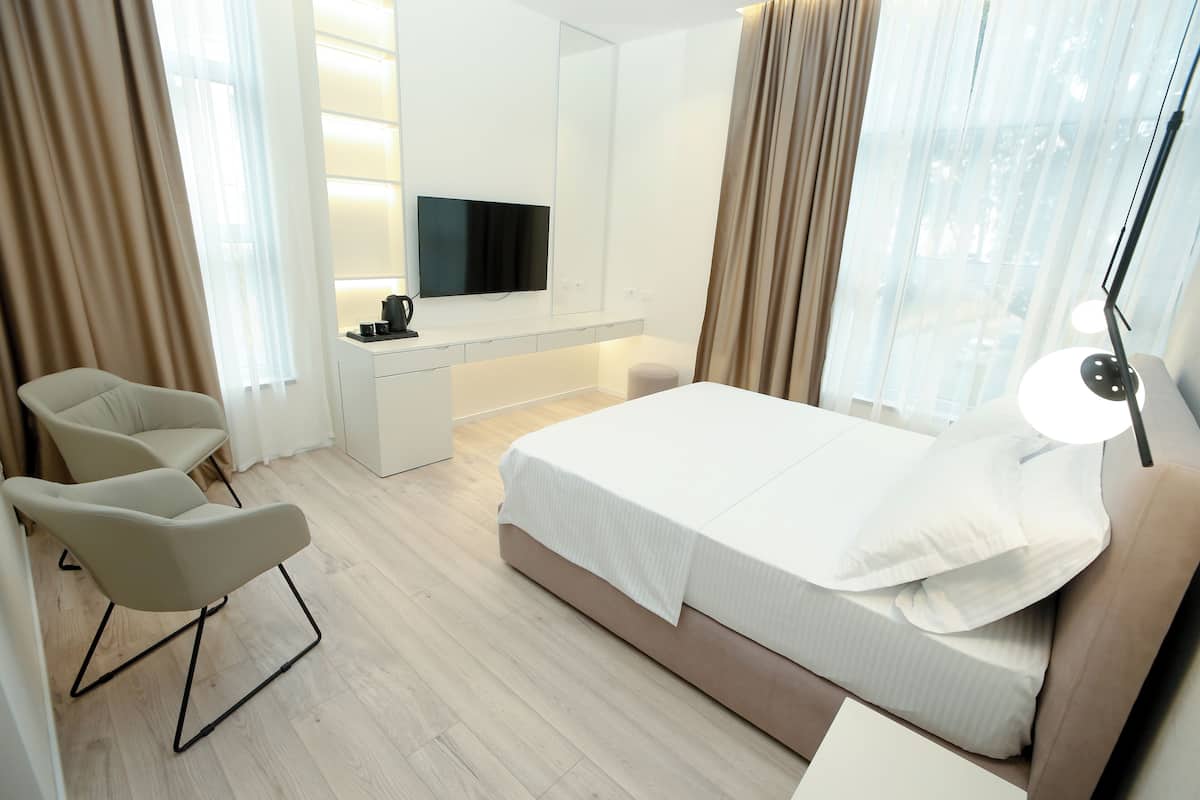 Luxury Room | 2 bedrooms, premium bedding, down comforters, memory foam beds