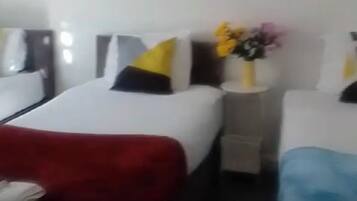 4 bedrooms, iron/ironing board, free WiFi, bed sheets