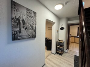 Interior - Willkommen auf der Seite Unseres Kleinen Ferienhäuschens! (Lonnerstadt)