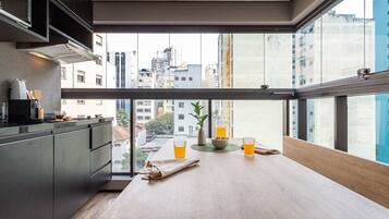 Comfort Studio | Dining