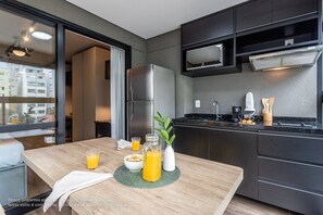 Comfort Studio | Private kitchen | Full-sized fridge, microwave, stovetop, coffee/tea maker