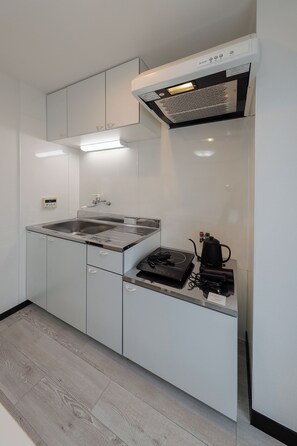 B (4-person Accomodation), Non Smoking (701) | Private kitchen