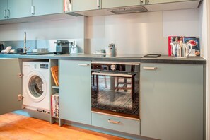 Fridge, microwave, oven, dishwasher