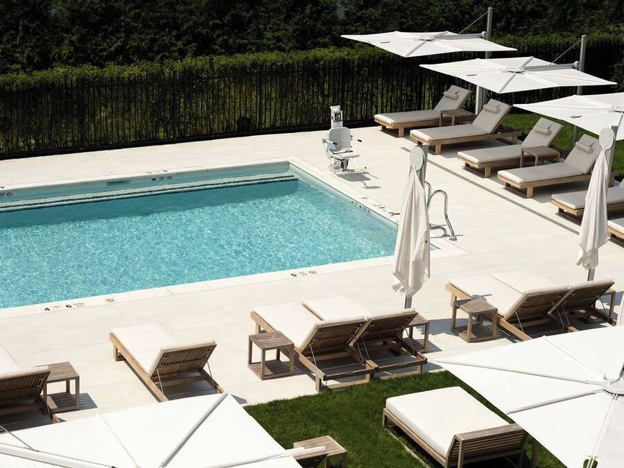 Seasonal outdoor pool
