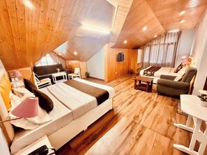 Habitación Deluxe, vista a la montaña | Wifi gratis y ropa de cama 