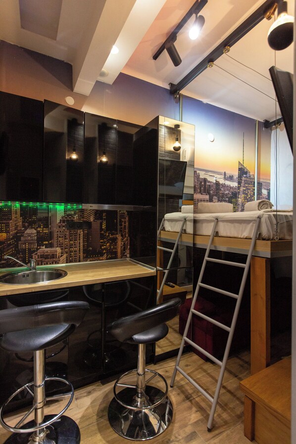 Iron/ironing board, free WiFi - Modern Design Studio Thessaloniki Center (Thessaloniki)