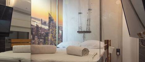 Iron/ironing board, free WiFi