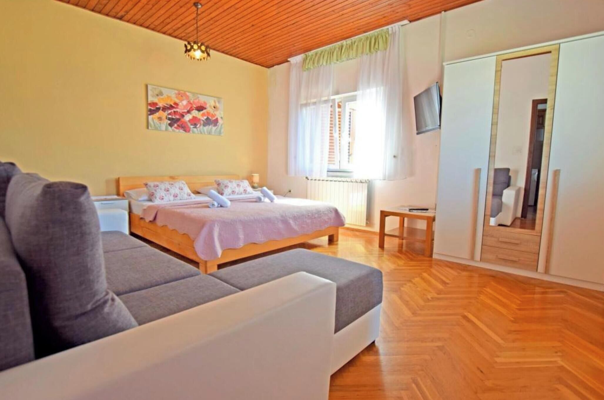 Apartamento (One Bedroom Apartment A2+2) | 11 quartos, Wi-Fi de cortesia