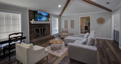 Skyline - King Bed - Garage