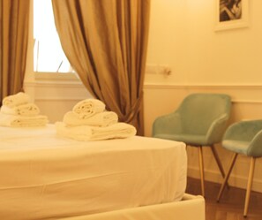 Minibar (mit einigen kostenlosen Artikeln), schallisolierte Zimmer