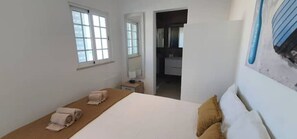 6 chambres, fer et planche à repasser, lit parapluie, Wi-Fi gratuit