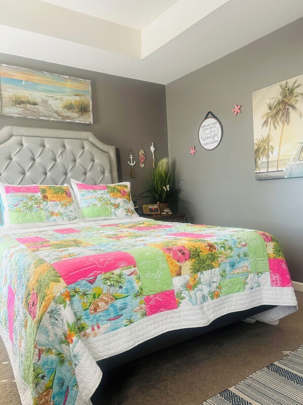 2 bedrooms, desk, free WiFi, bed sheets