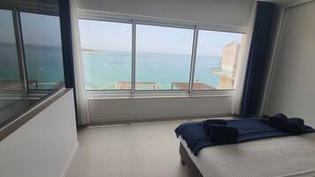 5 bedrooms, in-room safe, iron/ironing board, travel crib