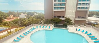 Stylish 2BR Apt in Pozos Colorados, 80m to Beach, Sleeps 6, Near Attractions