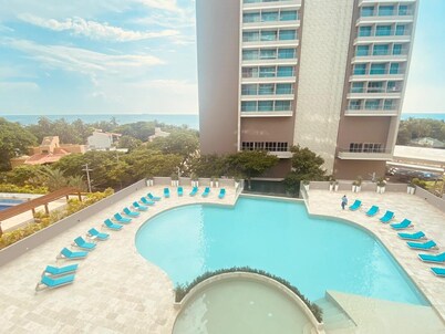 Stylish 2BR Apt in Pozos Colorados, 80m to Beach, Sleeps 6, Near Attractions