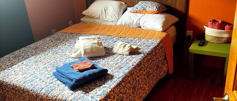 5 soverom, strykejern/-brett, wi-fi og sengetøy