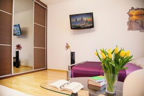 1 chambre, fer et planche à repasser, Wi-Fi, draps fournis