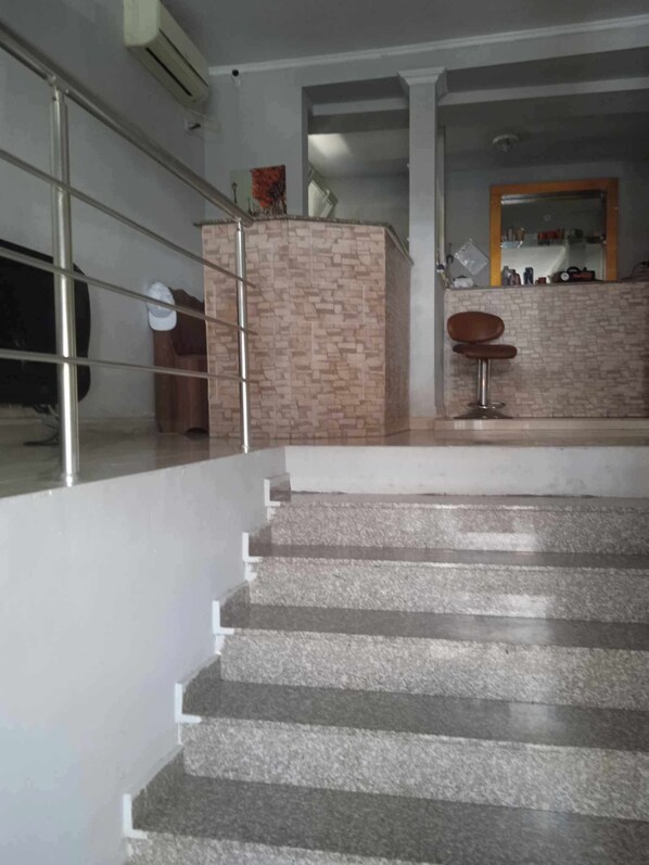 Reception - sunshine (Batumi)