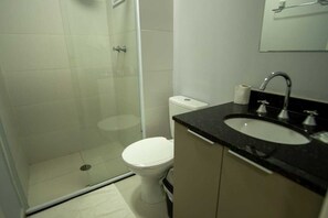 Artículos de tocador gratuitos, toallas, jabón, shampoo
