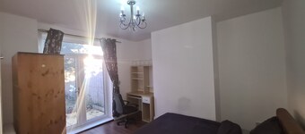 Cade's BnB. Newcastle Upon Tyne. 