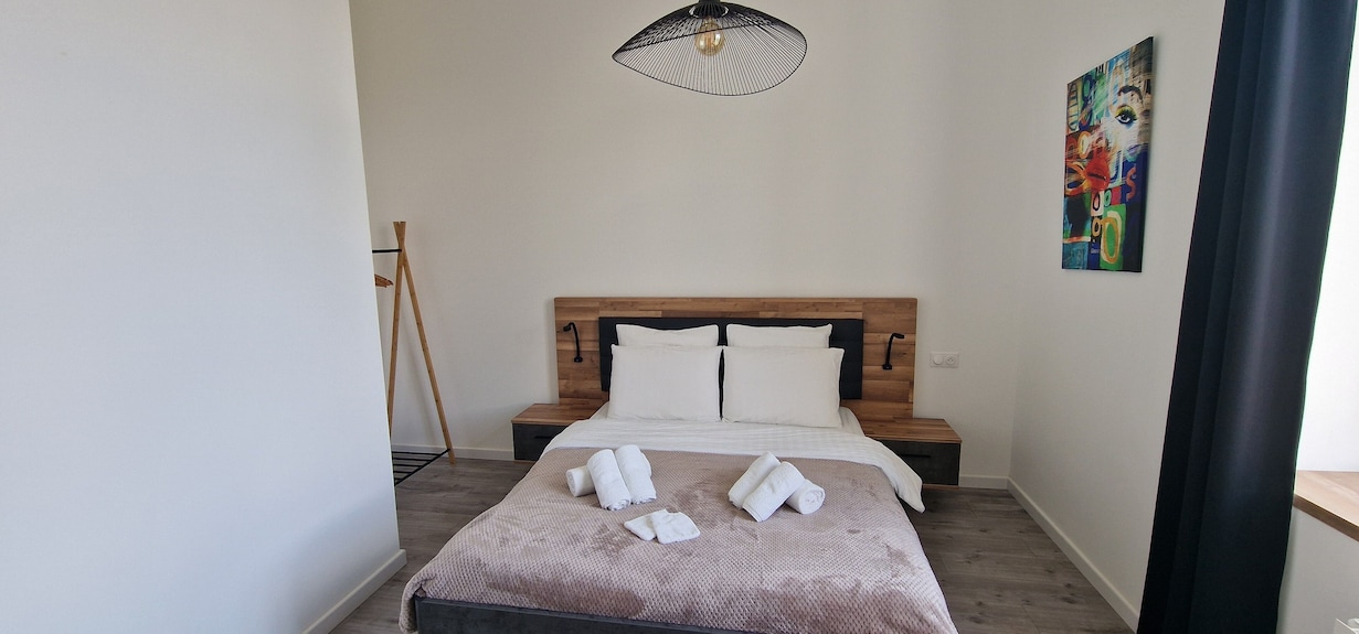 Recent Apartment, Bright, Spacious, Quiet And Comfortable. - Saint-Pol-de-Léon
