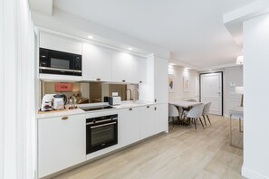 Fridge, microwave, oven, dishwasher