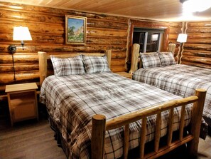 2 bedrooms, WiFi, bed sheets - Vintage Cooke City cabins in the heart of Downtown Cooke City, Montana
 (Cooke City)