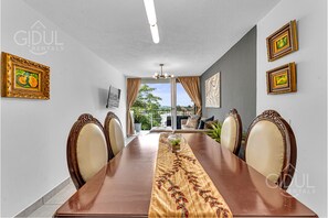 Interior - Cozy, Modern & Centric Apartment w/ pool and gym (San Salvador)