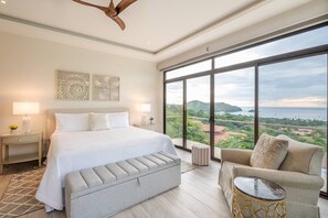 4 bedrooms, iron/ironing board, free WiFi, bed sheets - Casa Bella – 4-Bedroom Luxury Villa with Private Pool & Panoramic Sunset View, Playas del Coco (Playas del Coco)