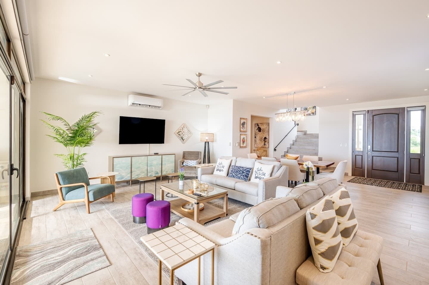 智能電視、 辦公室