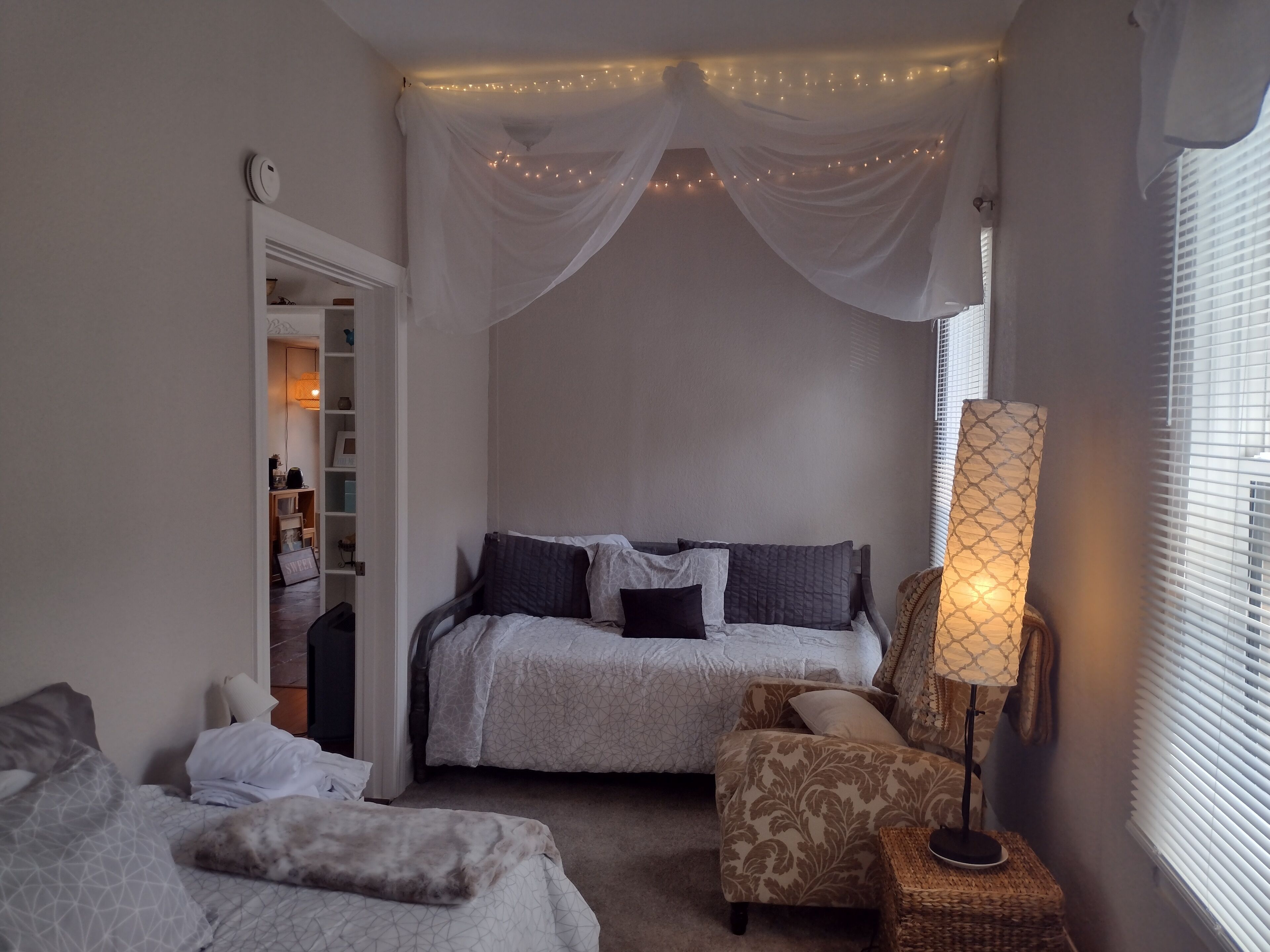 3 habitaciones, escritorio, wifi y ropa de cama 