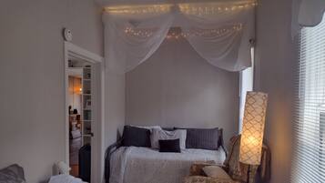 3 habitaciones, escritorio, wifi y ropa de cama